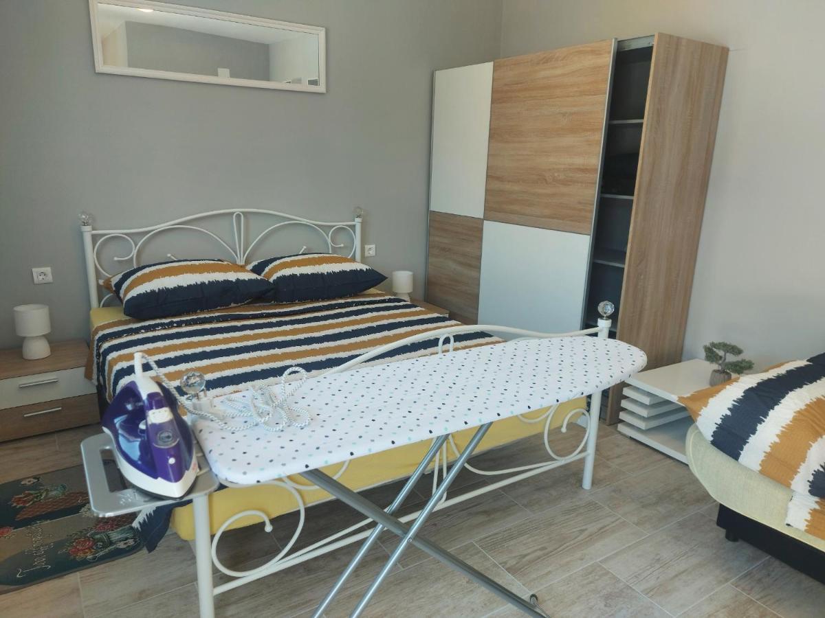Studio Apartment Palmira Ližnjan Eksteriør bilde