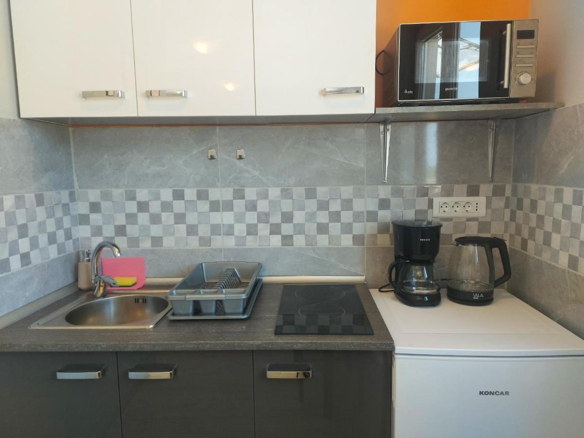 Studio Apartment Palmira Ližnjan Eksteriør bilde